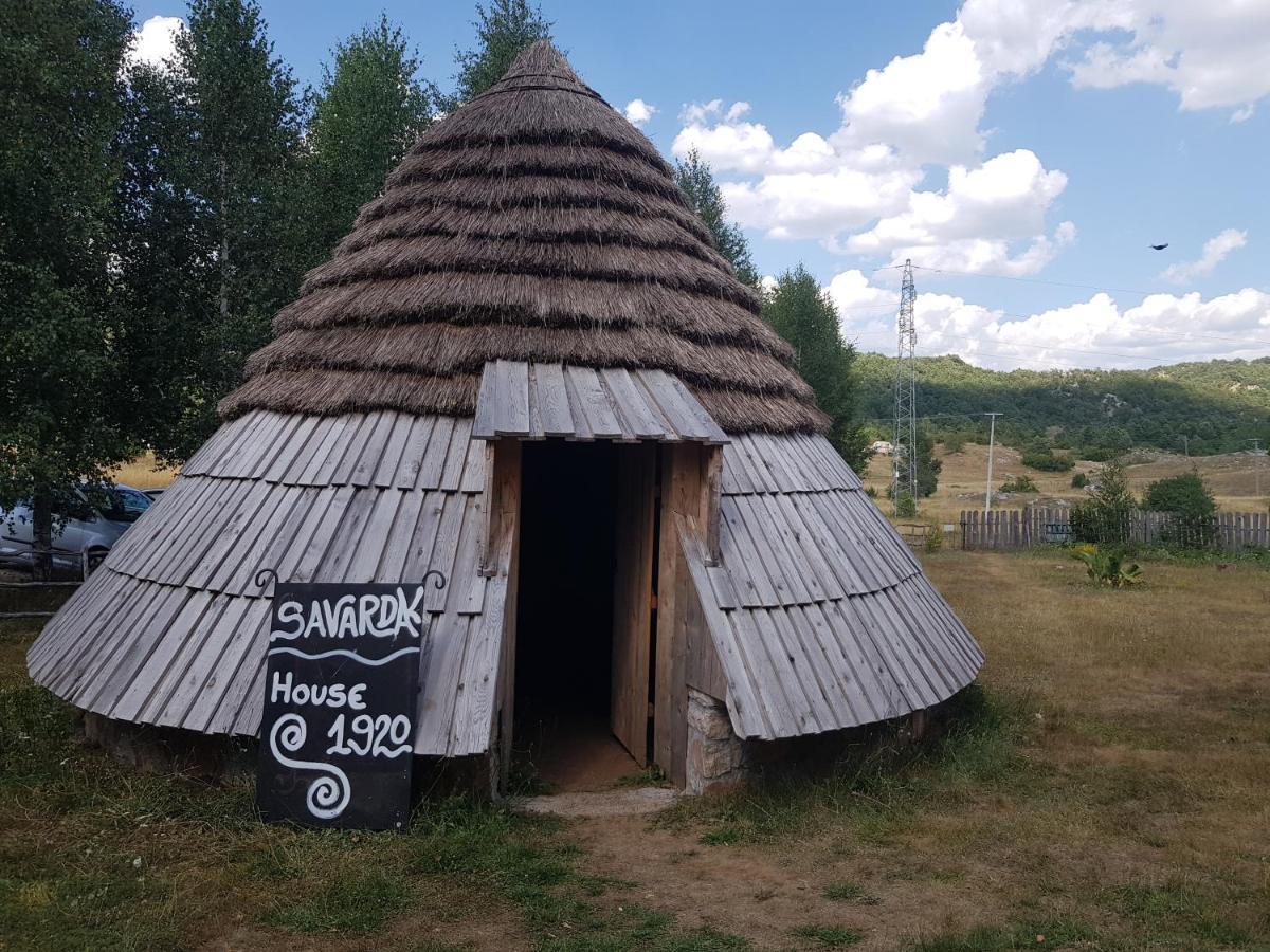Etno Selo Montenegro Hotell Plužine Exteriör bild