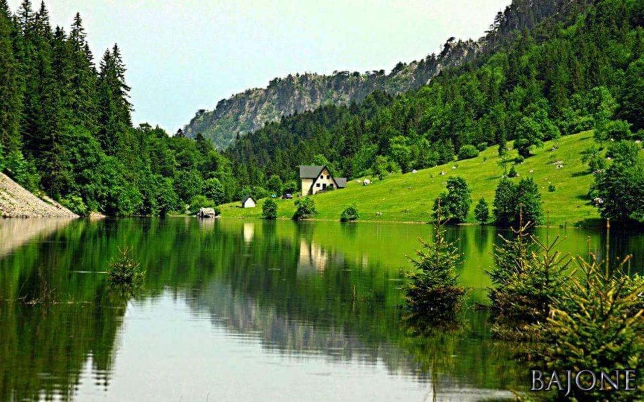 Etno Selo Montenegro Hotell Plužine Exteriör bild