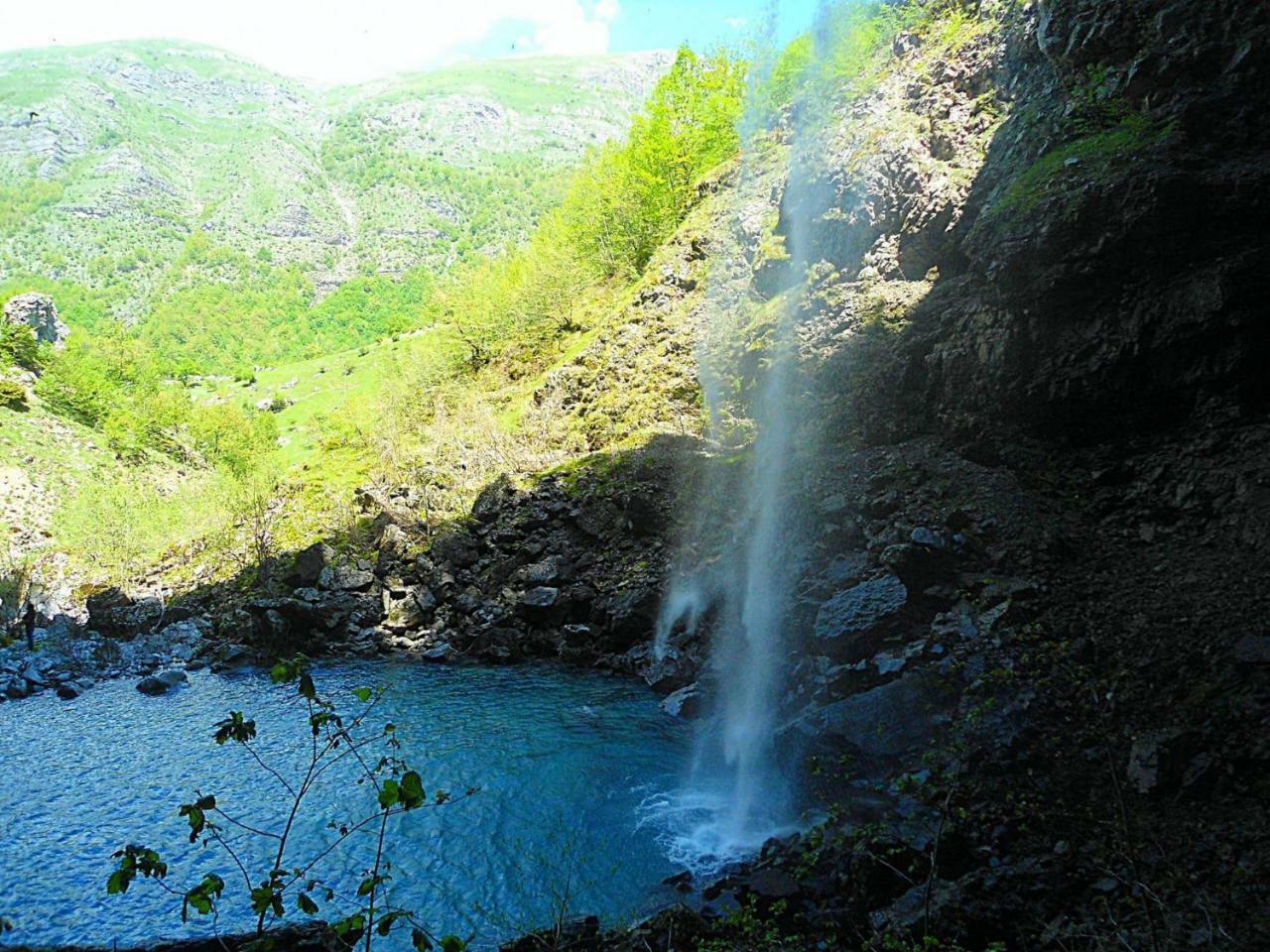 Etno Selo Montenegro Hotell Plužine Exteriör bild